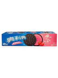 Oreo strawberry 🍓 cream flavor